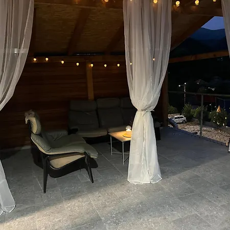 Planinska Idila * Crni Vrh